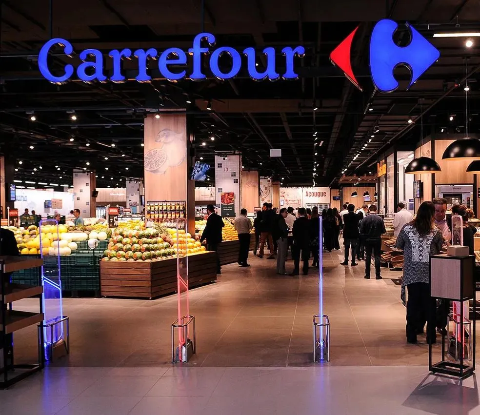 A imagem atual não possui texto alternativo. O nome do arquivo é: carrefour