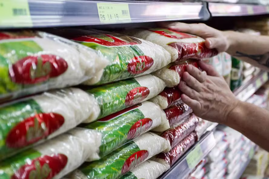 A imagem atual não possui texto alternativo. O nome do arquivo é: arroz