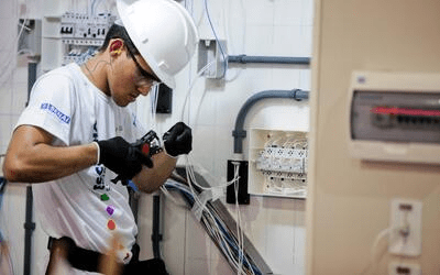 A imagem atual não possui texto alternativo. O nome do arquivo é: image-986